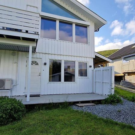 Leilighet I Tromso Kvaloysletta Exteriör bild